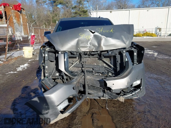 2015 GMC Yukon Denali with VIN 1GKS2CKJ8FR283296, listed as a IAAI auction lot 41568839 with 1 mi miles. Bid and sale history available at carsss.com. Image 6.