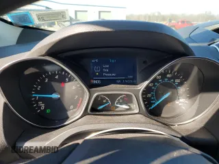 2014 Ford Escape SE z VIN 1FMCU9GX1EUE28454, wystawiony jako Copart lot #49882905 z przebiegiem 174 324 mil mil oraz Czysty tytuł • Clean title. Historia ofert i sprzedaży dostępna na DreamBid. Obrazek 9.