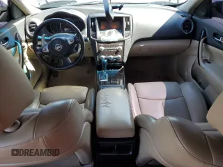 2014 Nissan Maxima S z VIN 1N4AA5AP6EC475433, wystawiony jako Copart lot #56485315 z przebiegiem Nie podano mil oraz Szkoda całkowita • Salvage title. Historia ofert i sprzedaży dostępna na DreamBid. Obrazek 8.