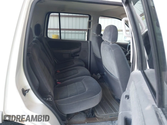 2002 Ford Explorer XLT с VIN 1FMZU73E92ZC17715, выставлен на аукционе IAAI как лот 42130163 с пробегом 243 059 миль миль и . История ставок и продаж доступна на DreamBid. Изображение 8.