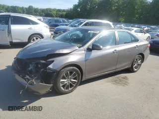 2017 Toyota Camry XLE with VIN 4T1BF1FK9HU694063, listed as a Copart auction lot 56740334 with 136,478 mi miles and Salvage Title. Bid and sale history available at DreamBid. Image 1.
