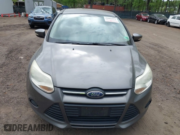 2014 Ford Focus SE with VIN 1FADP3K28EL280100, listed as a IAAI auction lot 42081971 with 183,379 mi miles. Bid and sale history available at carsss.com. Image 6.