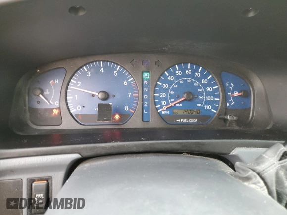 2002 Toyota Sienna LE with VIN 4T3ZF13C72U469151, listed as a Copart auction lot 82419074 with 140,040 mi miles and Salvage Title. Bid and sale history available at carsss.com. Image 9.