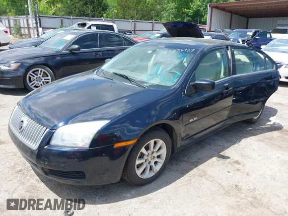 2008 Mercury Milan with VIN 3MEHM01168R635734, listed as a IAAI auction lot 42556769 with 81,785 mi miles and . Bid and sale history available at DreamBid. Image 2.