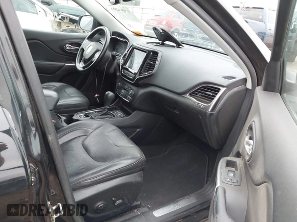 2020 Jeep Cherokee Limited с VIN 1C4PJLDB9LD560766, выставлен на аукционе IAAI как лот 42066299 с пробегом 116 573 миль миль и . История ставок и продаж доступна на DreamBid. Изображение 5.