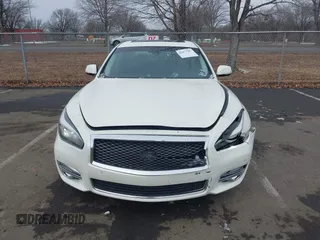2019 Infiniti Q70 Luxe with VIN JN1BY1PP2KM685045, listed as a IAAI auction lot 41477367 with 54,094 mi miles and . Bid and sale history available at DreamBid. Image 12.