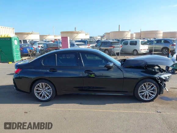 2023 BMW 3 Series 330i with VIN 3MW69FF06P8D71252, listed as a IAAI auction lot 41916329 with 302 mi miles. Bid and sale history available at carsss.com. Image 14.