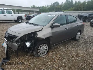 2017 Nissan Versa S with VIN 3N1CN7AP9HL803314, listed as a Copart auction lot 61069225 with 154,307 mi miles and Salvage title. Bid and sale history available at DreamBid. Image 1.