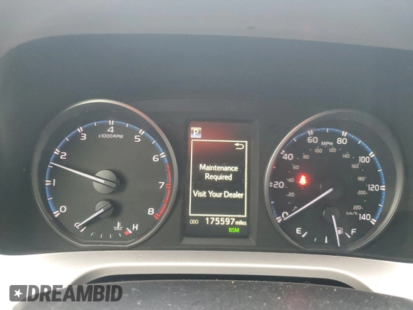2018 Toyota RAV4 XLE with VIN JTMRFREV2JJ221139, listed as a Copart auction lot 50229375 with 175,597 mi miles and Salvage Title. Bid and sale history available at DreamBid. Image 9.