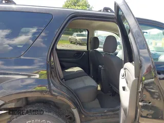 2006 Ford Escape XLS with VIN 1FMCU02Z16KD09580, listed as a IAAI auction lot 42663224 with 225,332 mi miles and . Bid and sale history available at DreamBid. Image 8.