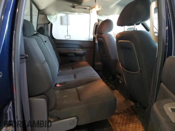 2010 GMC Sierra 1500 SLE z VIN 3GTRKVE39AG126906, wystawiony jako Copart lot #53603945 z przebiegiem 149 979 mil mil oraz Szkoda całkowita • Salvage title. Historia ofert i sprzedaży dostępna na DreamBid. Obrazek 10.