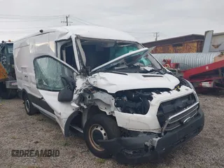 2020 Ford Transit Cargo z VIN 1FTBR1C82LKA61834, wystawiony jako IAAI lot #37802870 z przebiegiem Nie podano mil oraz . Historia ofert i sprzedaży dostępna na DreamBid. Obrazek 6.