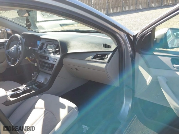 2017 Hyundai Sonata SE with VIN 5NPE24AF6HH537318, listed as a IAAI auction lot 41785789 with 115,013 mi miles. Bid and sale history available at carsss.com. Image 5.
