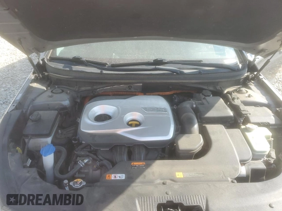2017 Hyundai Sonata Hybrid Limited with VIN KMHE34L35HA068824, listed as a Copart auction lot 53780375 with 144,204 mi miles and Clean Title. Bid and sale history available at carsss.com. Image 11.