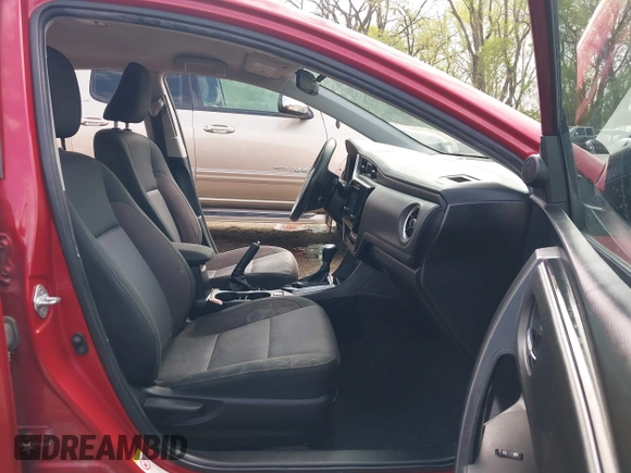 2018 Toyota Corolla L z VIN 2T1BURHE2JC116597, wystawiony jako IAAI lot #42033903 z przebiegiem 188 773 mil mil oraz . Historia ofert i sprzedaży dostępna na DreamBid. Obrazek 5.