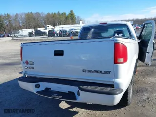 2003 Chevrolet S-10 LS with VIN 1GCCS19X638195489, listed as a IAAI auction lot 41893406 with 67,997 mi miles. Bid and sale history available at carsss.com. Image 15.