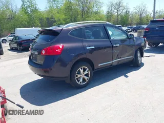 2011 Nissan Rogue S z VIN JN8AS5MV4BW268944, wystawiony jako IAAI lot #42215428 z przebiegiem 143 683 mil mil oraz . Historia ofert i sprzedaży dostępna na DreamBid. Obrazek 4.