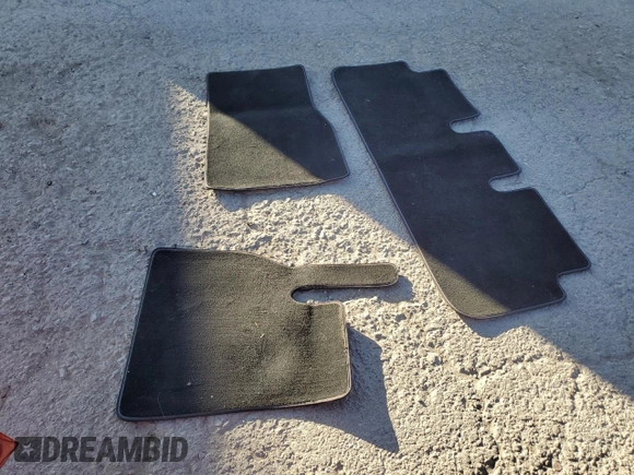 2021 Tesla Model S Plaid z VIN 5YJSA1E65MF435922, wystawiony jako Copart lot #77417854 z przebiegiem Nie podano mil oraz Szkoda całkowita • Salvage title. Historia ofert i sprzedaży dostępna na DreamBid. Obrazek 14.