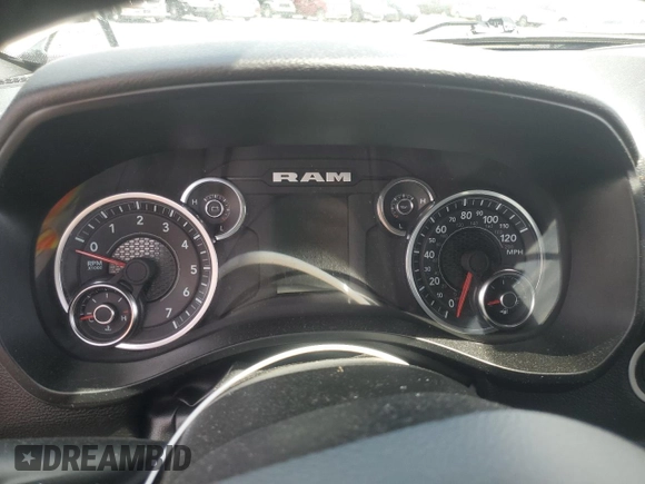 2024 Ram 1500 Big Horn z VIN 1C6SRFFTXRN163880, wystawiony jako Copart lot #54157665 z przebiegiem Nie podano mil oraz Szkoda całkowita • Salvage title. Historia ofert i sprzedaży dostępna na DreamBid. Obrazek 9.