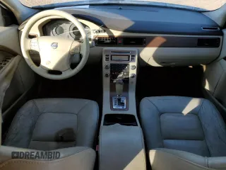 2008 Volvo S80 3.2L with VIN YV1AS982X81057606, listed as a Copart auction lot 80963944 with 178,363 mi miles and Clean Title. Bid and sale history available at carsss.com. Image 8.