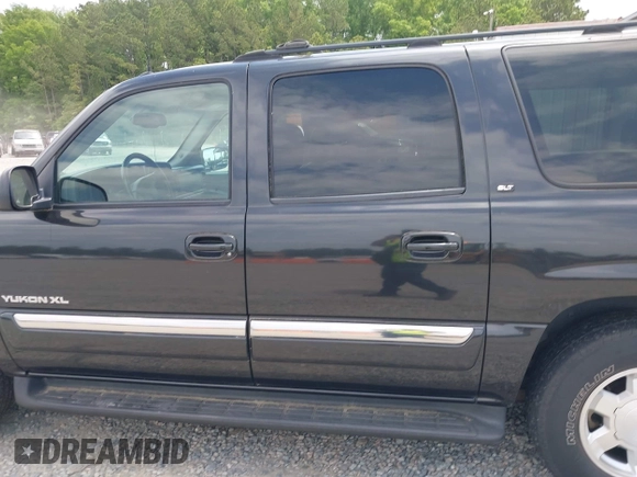 2004 GMC Yukon XL SLE with VIN 3GKEC16Z54G100304, listed as a IAAI auction lot 42101730 with 192,891 mi miles. Bid and sale history available at carsss.com. Image 14.