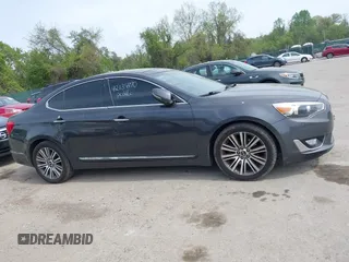 2016 Kia Cadenza Premium with VIN KNALN4D73G5217758, listed as a IAAI auction lot 42134170 with 183,988 mi miles. Bid and sale history available at carsss.com. Image 13.