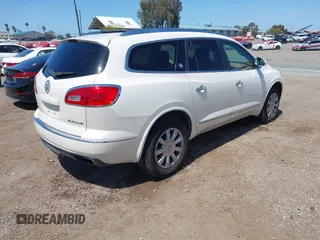 2014 Buick Enclave Leather with VIN 5GAKRBKD3EJ333113, listed as a IAAI auction lot 41955691 with 115,563 mi miles and . Bid and sale history available at carsss.com. Image 4.