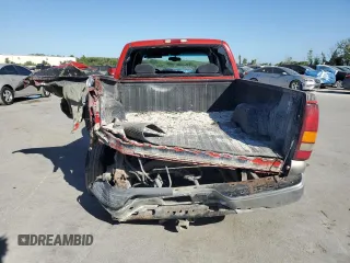 2000 Chevrolet Silverado 1500 LS with VIN 2GCEC19V4Y1223109, listed as a Copart auction lot 53562275 with 180,352 mi miles and Salvage Title. Bid and sale history available at carsss.com. Image 6.