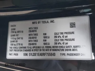 2024 Tesla Model 3 z VIN 5YJ3E1EA8RF755840, wystawiony jako IAAI lot #41677744 z przebiegiem 9 695 mil mil oraz . Historia ofert i sprzedaży dostępna na DreamBid. Obrazek 9.