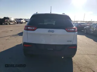 2016 Jeep Cherokee Latitude with VIN 1C4PJLCB1GW208034, listed as a Copart auction lot 45561445 with 139,307 mi miles and Salvage Title. Bid and sale history available at carsss.com. Image 6.