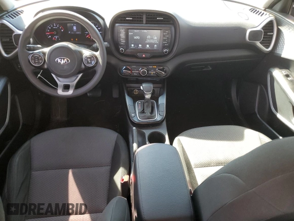 2020 Kia Soul LX with VIN KNDJ23AU1L7710702, listed as a Copart auction lot 46476045 with 122,501 mi miles and Salvage Title. Bid and sale history available at carsss.com. Image 8.