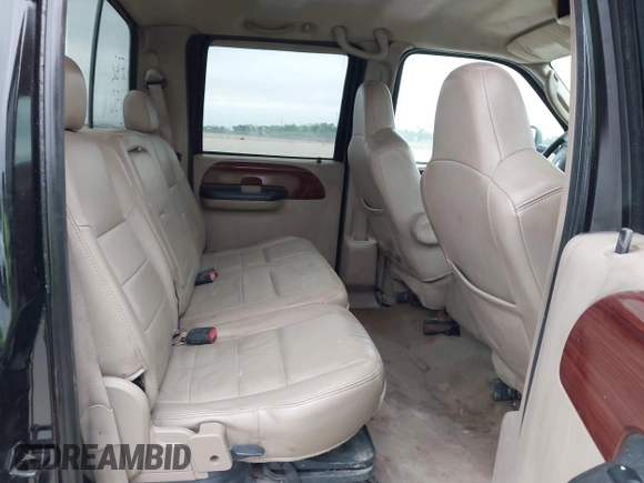 2005 Ford F-250 XL with VIN 1FTSW21P55EB22250, listed as a IAAI auction lot 42172278 with 228,272 mi miles and . Bid and sale history available at DreamBid. Image 8.