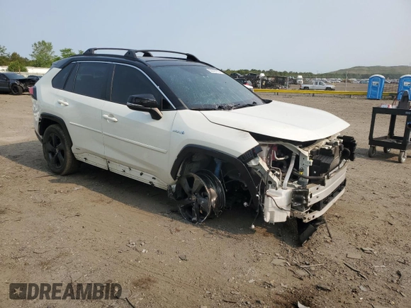 2021 Toyota RAV4 Hybrid XSE with VIN 4T3E6RFV4MU034021, listed as a Copart auction lot 59295175 with 25,500 mi miles and Salvage title. Bid and sale history available at DreamBid. Image 4.