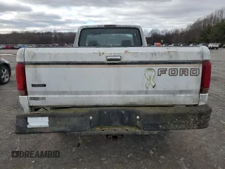 1994 Ford F-250 with VIN 1FTHX25M1RKA94137, listed as a Copart auction lot 47474555 with 163,446 mi miles and Clean Title. Bid and sale history available at carsss.com. Image 6.