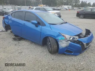 2021 Nissan Versa SV z VIN 3N1CN8EV1ML864794, wystawiony jako Copart lot #56690095 z przebiegiem 64 803 mil mil oraz Szkoda całkowita • Salvage title. Historia ofert i sprzedaży dostępna na DreamBid. Obrazek 4.