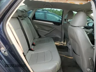2012 Volkswagen Passat SE z VIN 1VWBH7A35CC048712, wystawiony jako Copart lot #58867305 z przebiegiem 162 954 mil mil oraz Czysty tytuł • Clean title. Historia ofert i sprzedaży dostępna na DreamBid. Obrazek 10.