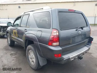 2004 Toyota 4Runner Limited with VIN JTEBU17RX40038716, listed as a IAAI auction lot 41480357 with 256,537 mi miles. Bid and sale history available at carsss.com. Image 3.