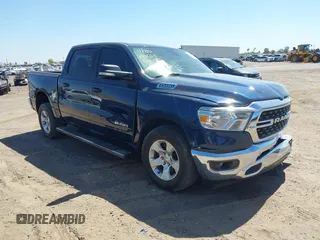 2022 Ram 1500 Big Horn with VIN 1C6RREFT5NN372852, listed as a IAAI auction lot 42119151 with 42,085 mi miles and . Bid and sale history available at DreamBid. Image 1.