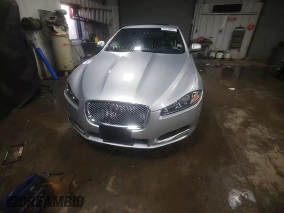 2015 Jaguar XF V6 Portfolio with VIN SAJWJ0FF2F8U68438, listed as a Copart auction lot 85130674 with 71,878 mi miles and Salvage Title. Bid and sale history available at carsss.com. Image 13.