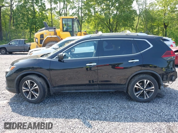2020 Nissan Rogue SV z VIN JN8AT2MT6LW004605, wystawiony jako IAAI lot #42429525 z przebiegiem 87 349 mil mil oraz . Historia ofert i sprzedaży dostępna na DreamBid. Obrazek 14.
