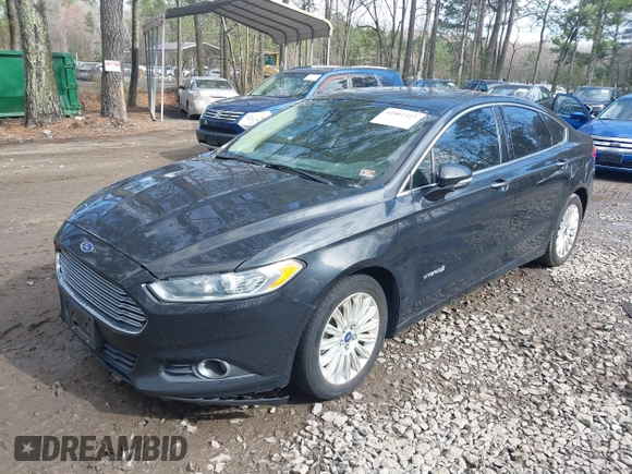2015 Ford Fusion SE Hybrid with VIN 3FA6P0LU5FR190333, listed as a IAAI auction lot 41802327 with 256,747 mi miles. Bid and sale history available at carsss.com. Image 17.