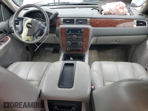 2007 Chevrolet Avalanche LTZ z VIN 3GNFK12377G199532, wystawiony jako Copart lot #57481235 z przebiegiem 226 580 mil mil oraz Szkoda całkowita • Salvage title. Historia ofert i sprzedaży dostępna na DreamBid. Obrazek 8.