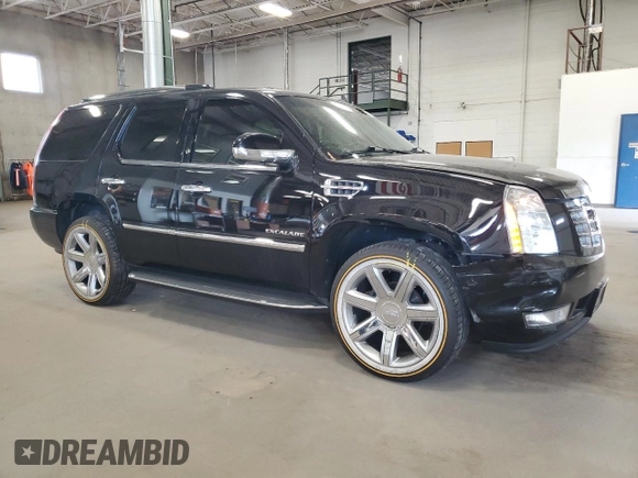 2011 Cadillac Escalade Luxury z VIN 1GYS4BEF5BR338010, wystawiony jako Copart lot #53075885 z przebiegiem 102 589 mil mil oraz Szkoda całkowita • Salvage title. Historia ofert i sprzedaży dostępna na DreamBid. Obrazek 4.