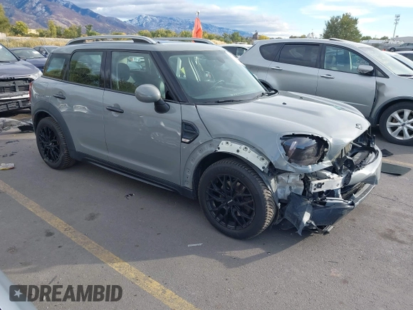 2017 MINI Countryman Cooper z VIN WMZYS7C38H3B63150, wystawiony jako IAAI lot #40754025 z przebiegiem 72 704 mil mil oraz . Historia ofert i sprzedaży dostępna na DreamBid. Obrazek 1.