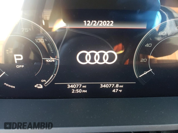 2019 Audi e-tron Prestige z VIN WA1VAAGE5KB024077, wystawiony jako Copart lot #69376182 z przebiegiem 34 077 mil mil oraz . Historia ofert i sprzedaży dostępna na DreamBid. Obrazek 9.