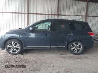 2014 Nissan Pathfinder S with VIN 5N1AR2MNXEC686612, listed as a IAAI auction lot 41603092 with 195,137 mi miles. Bid and sale history available at carsss.com. Image 14.
