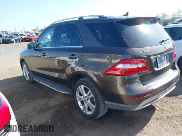 2015 Mercedes-Benz M 350 with VIN 4JGDA5JB3FA488791, listed as a IAAI auction lot 41968288 with 118,825 mi miles and . Bid and sale history available at DreamBid. Image 3.