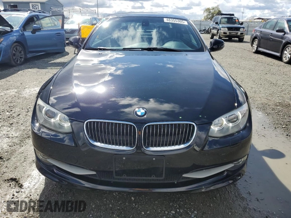 2013 BMW 3 Series 328i z VIN WBADW7C55DE440219, wystawiony jako Copart lot #48355305 z przebiegiem 91 491 mil mil oraz Szkoda całkowita • Salvage title. Historia ofert i sprzedaży dostępna na DreamBid. Obrazek 5.