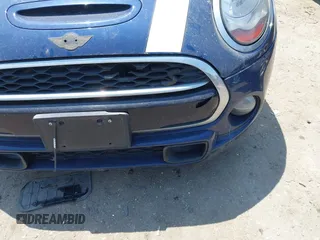 2015 MINI Hardtop S z VIN WMWXP7C59F2A35983, wystawiony jako IAAI lot #42303948 z przebiegiem 100 492 mil mil oraz . Historia ofert i sprzedaży dostępna na DreamBid. Obrazek 6.