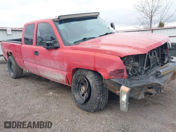 2003 Chevrolet Silverado 1500 with VIN 2GCEK19T631273729, listed as a IAAI auction lot 41777480 with 231,287 mi miles. Bid and sale history available at carsss.com. Image 1.